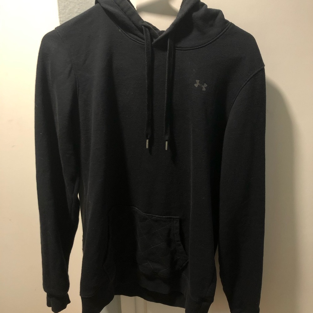 Under Armour sweatshirt